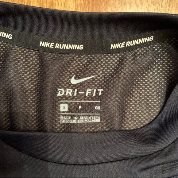 Nike bundle 7 pieces golf skirt golf shorts running shirt sweatshirt shorts - Picture 5 of 13